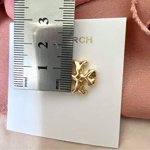 Tory Burch Logo Large Stud Earrings - Picture 5 of 5